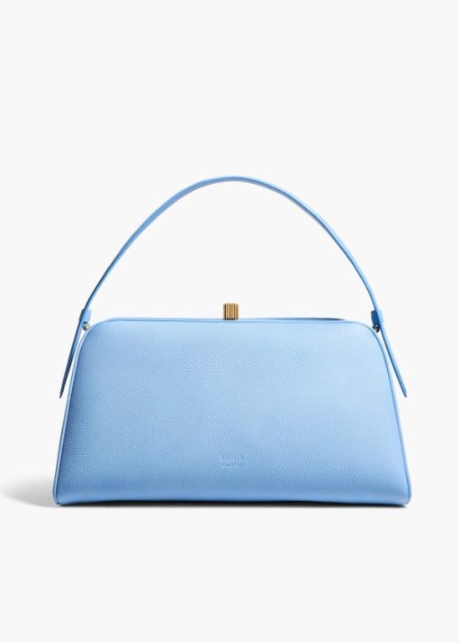 Budapestchic.shop0135a027e9 1
